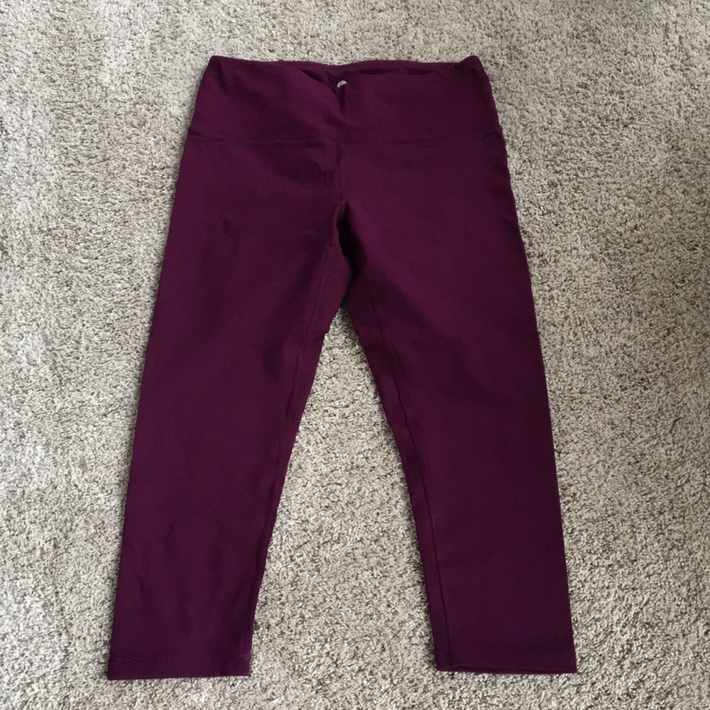 3/15✨ 90 Degree by Reflex Capri Leggings